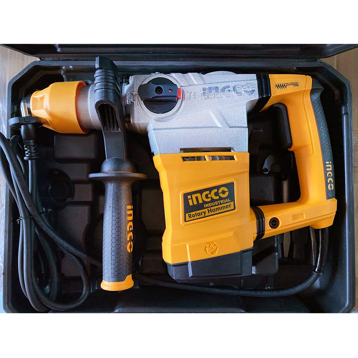 Ηλεκτρικό Πιστολέτο Περιστροφικό Κρουστικό 1800W SDS Plus 7.5J (6.1kg) RH18008 - Image 3